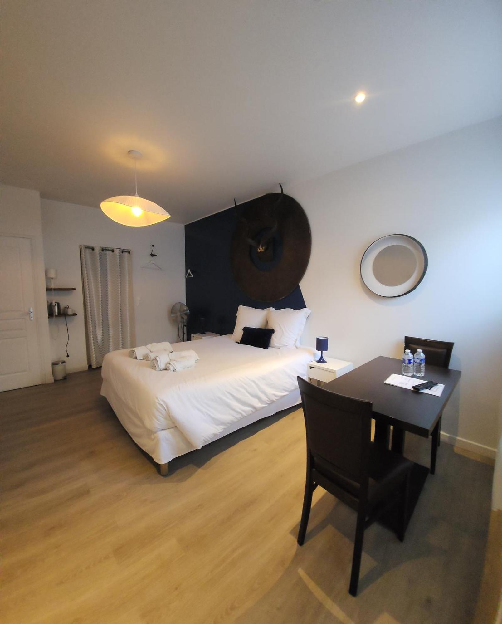Chambres Privees Hyper-Centre Epernay Lit 160X200Cm Eksteriør bilde